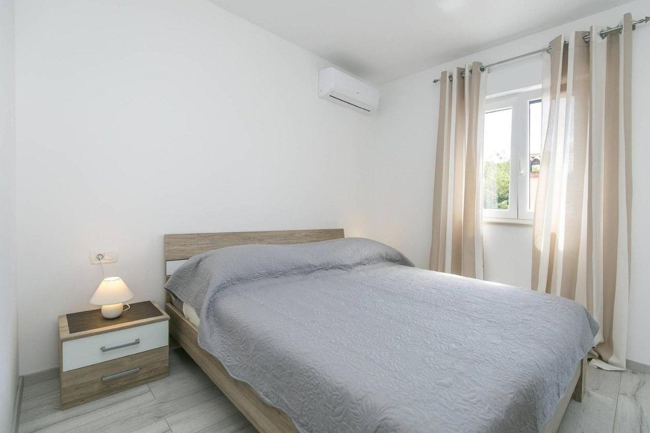 Apartmani Astrid Rabac Exterior foto
